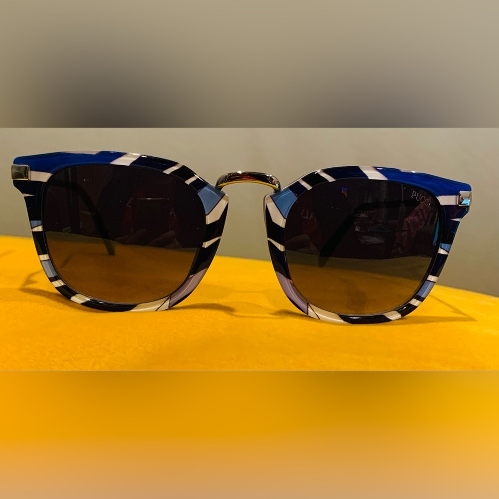 New Women’s Emilio Pucci Sunglasses - Picture 5 of 10